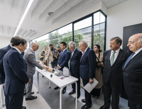 El alcalde asiste a la inauguración del nuevo campus de la UAX en Oviedo