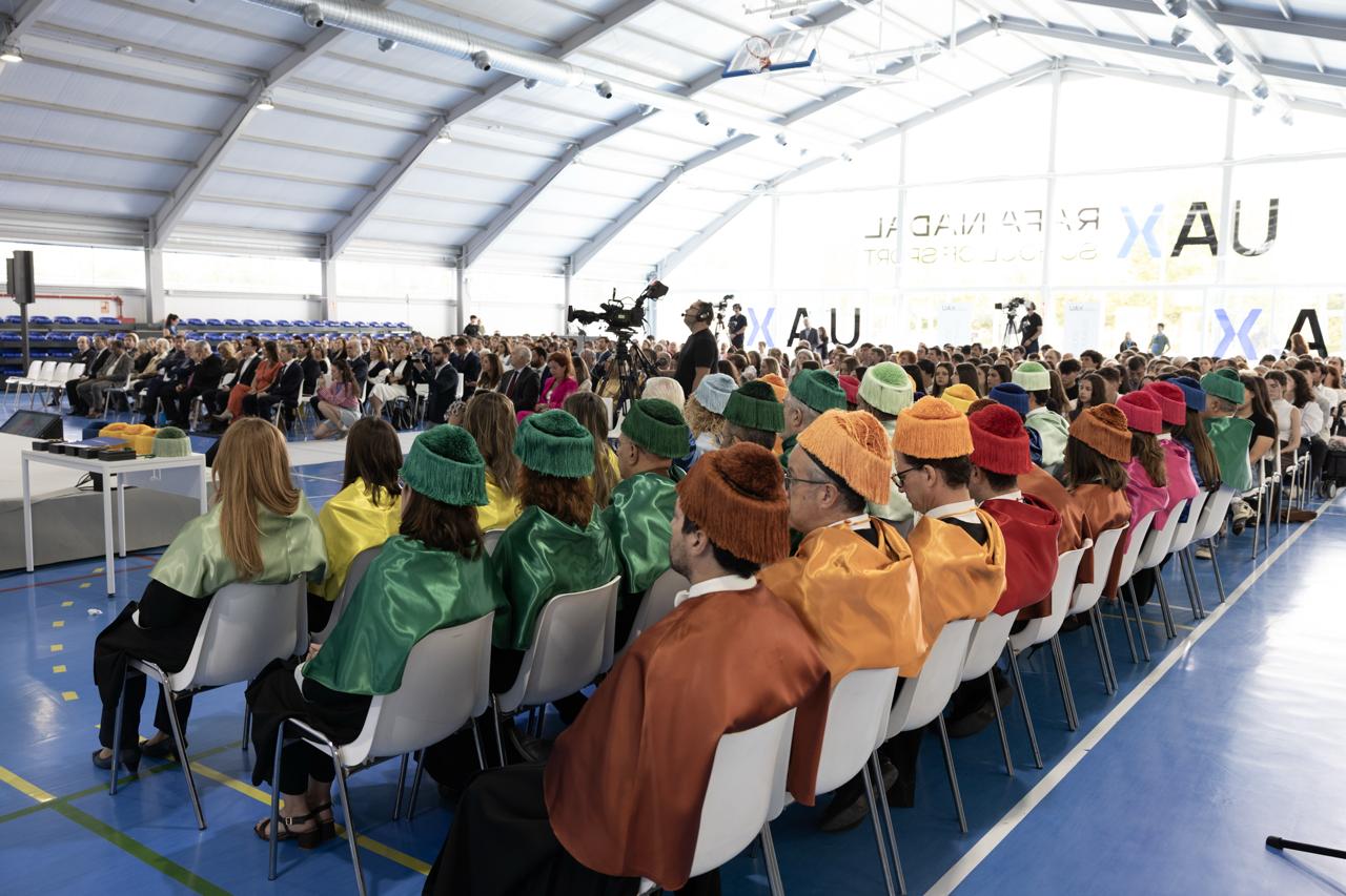 Asistentes a la ceremonia de apertura del curso académico 20206-2027 de la UAX.