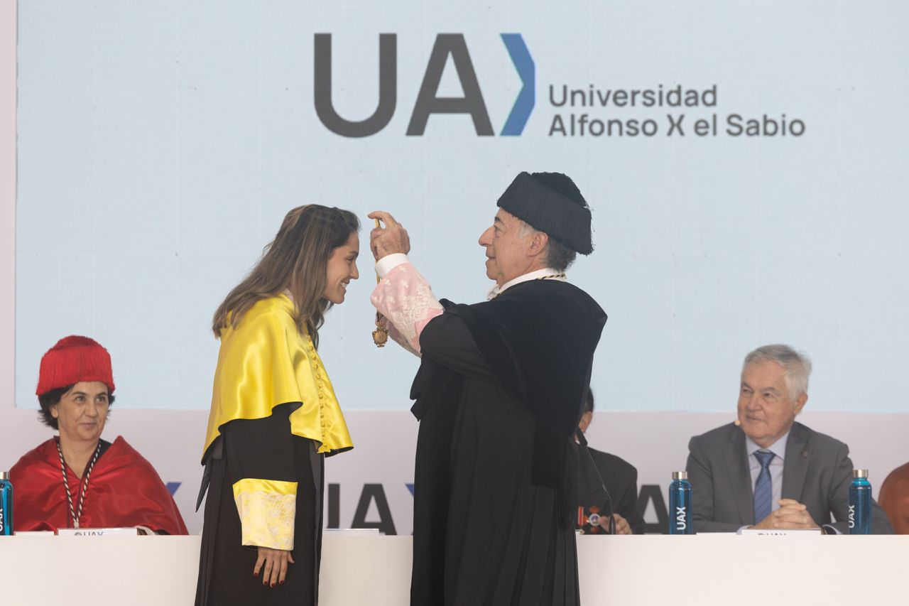 Rector de la UAX en la ceremonia de apertura del curso académico 20206-2027 de la UAX.