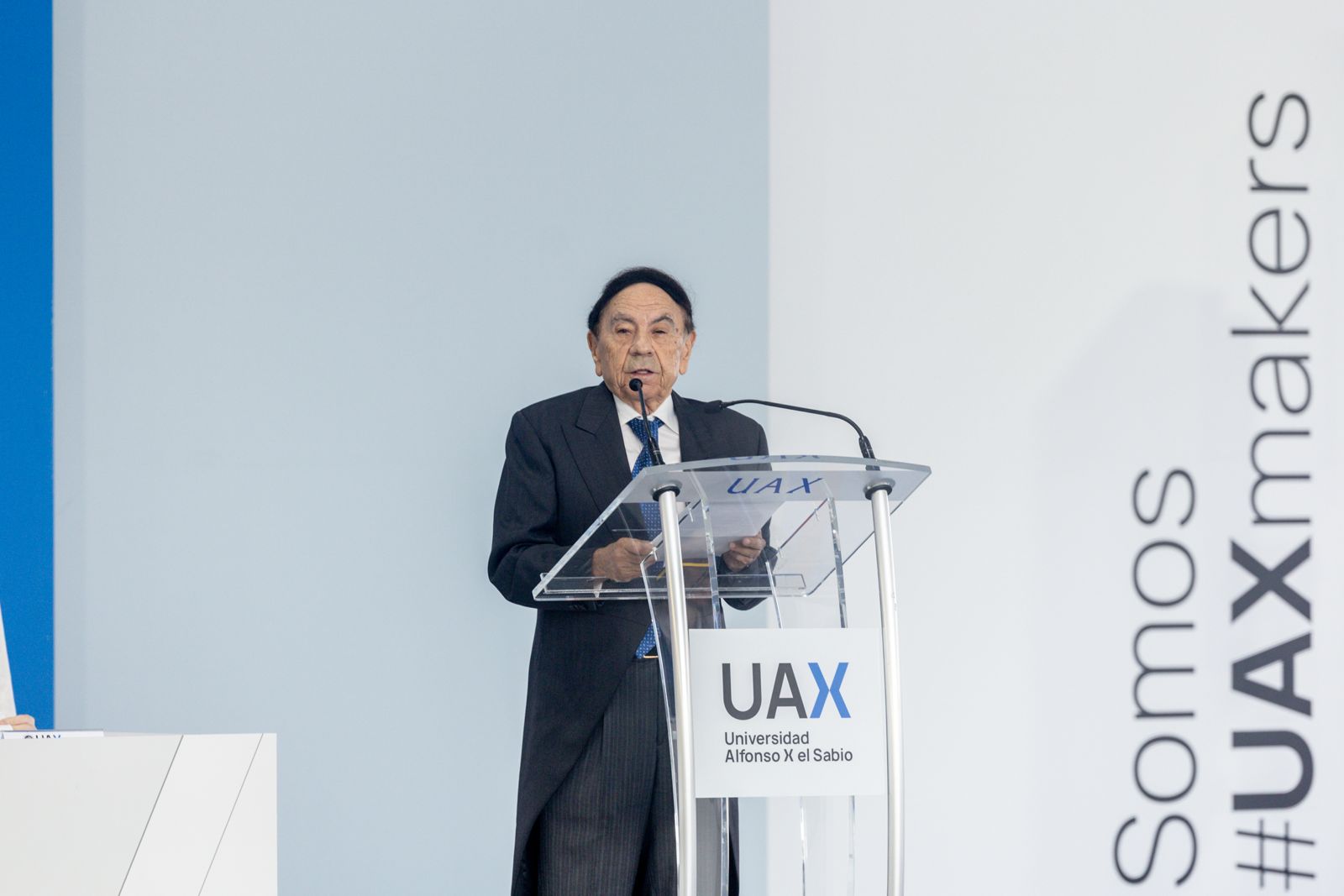 Jesús Núñez, presidente de la UAX, clausurando la ceremonia de apertura del curso académico 20206-2027.